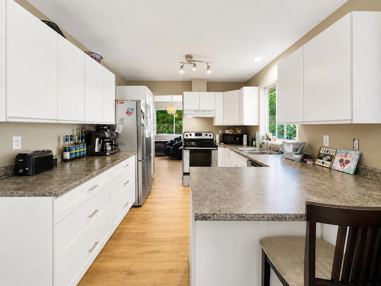 1304 Kearton Road, Gibsons, BC, V0N 1V4 - 14