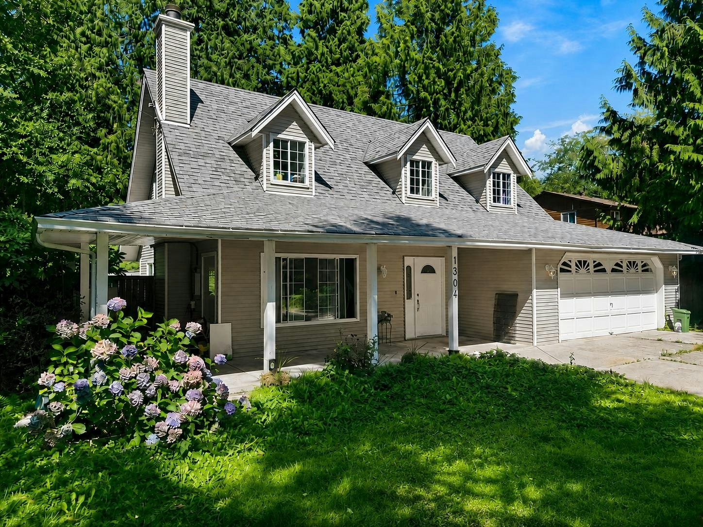 1304 Kearton Road, Gibsons, BC, V0N 1V4