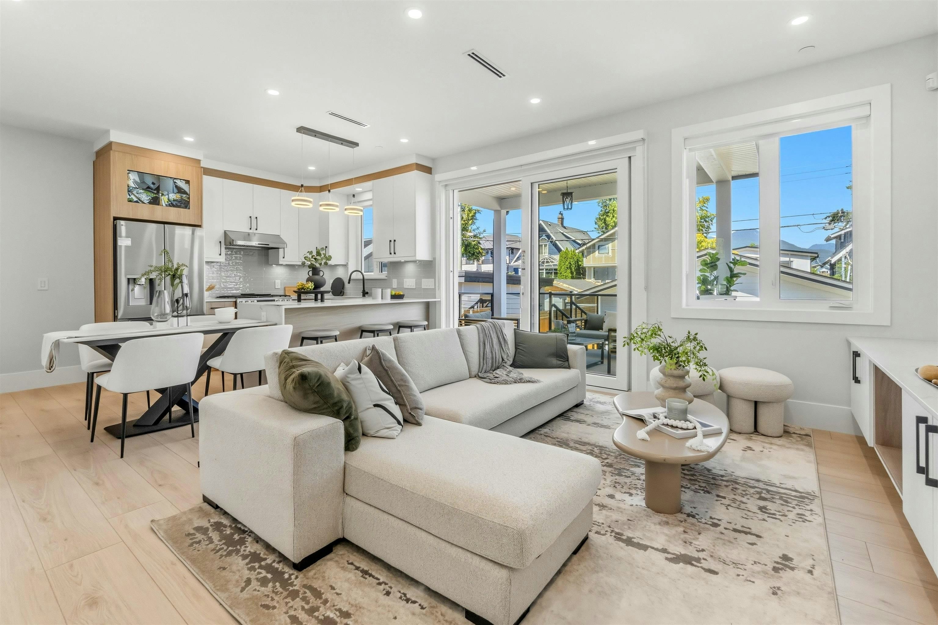 2743 Mcgill Street, Vancouver, BC, V5K 1H4