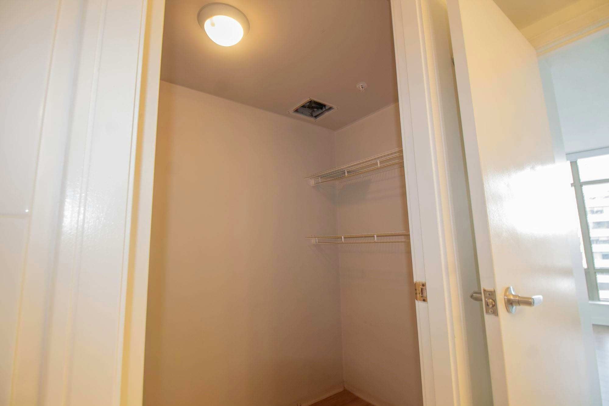 1401-1200 Alberni Street, Vancouver, BC, V6E 1A6 - 17