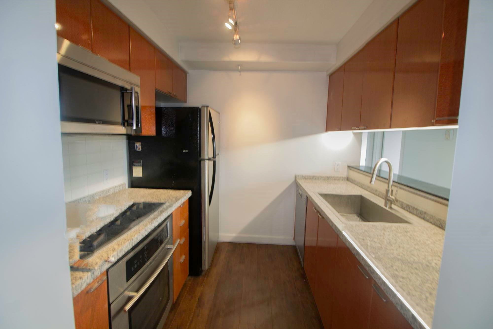 1401-1200 Alberni Street, Vancouver, BC, V6E 1A6 - 2