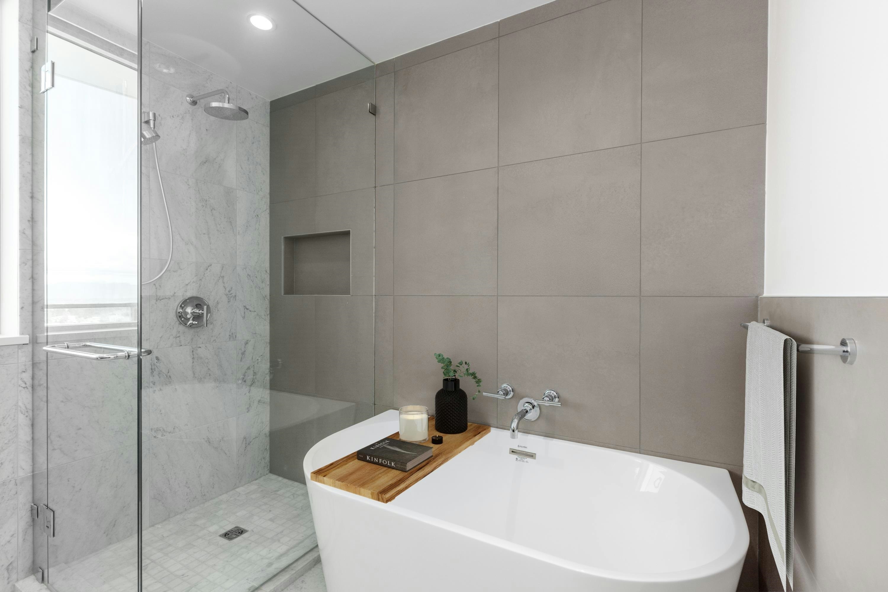 2102-1501 Foster Street, Surrey, BC, V4B 0C3 - 16