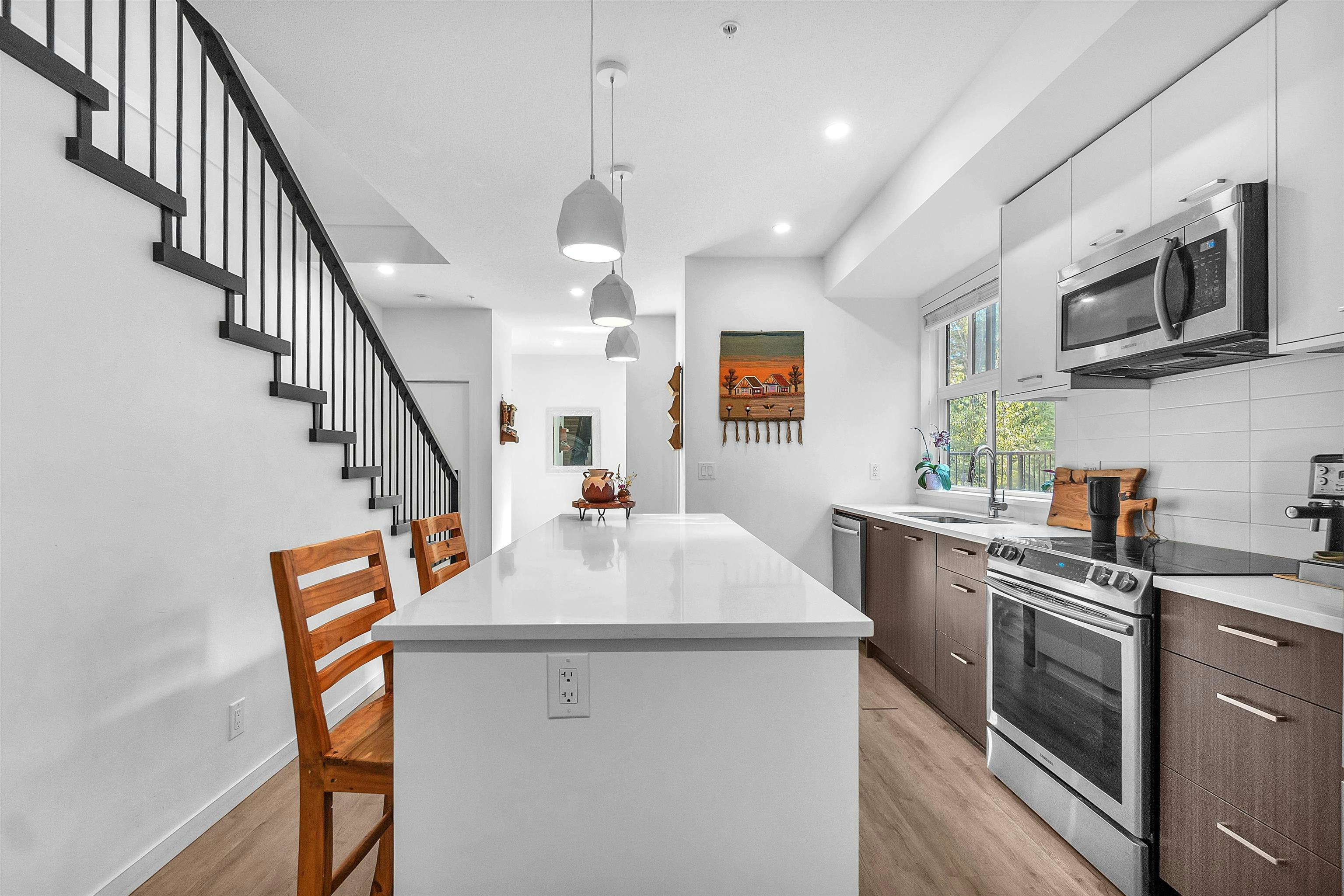 B210-20087 68 Avenue, Langley, BC, V2Y 0Y3 - 3