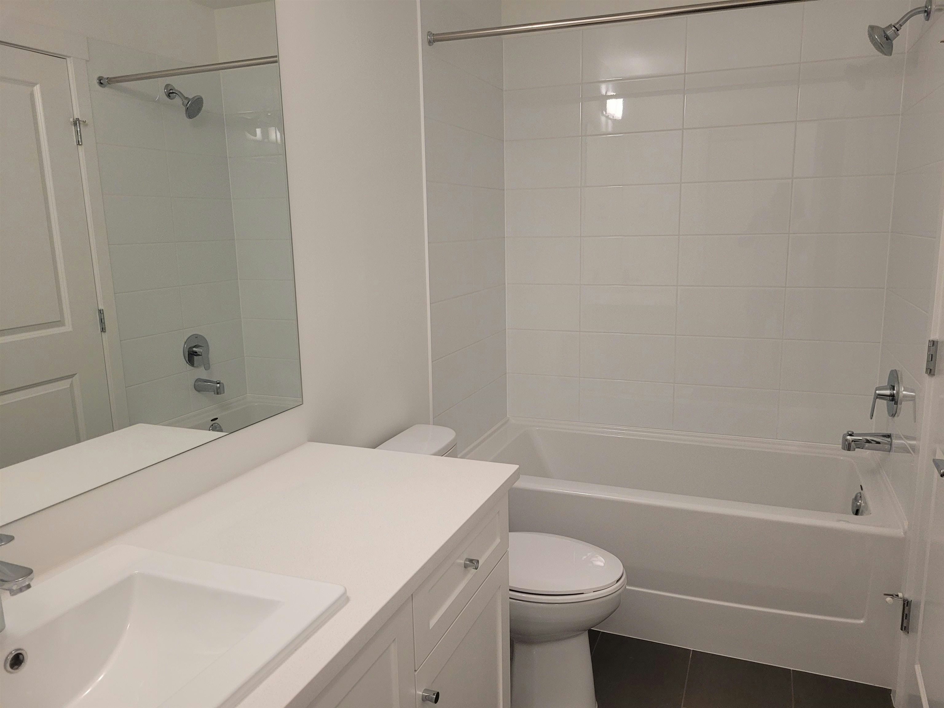 206-15735 85 Avenue, Surrey, BC, V4N 6Z2 - 18