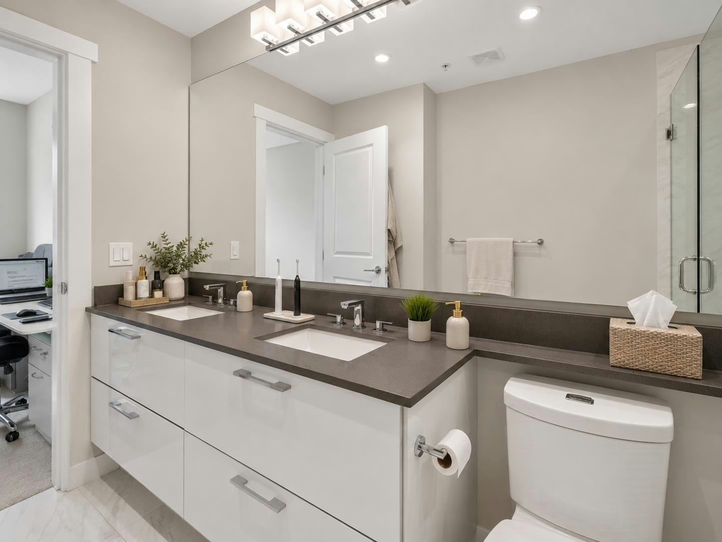 205-2663 Library Lane, North Vancouver, BC, V7J 0B9 - 17