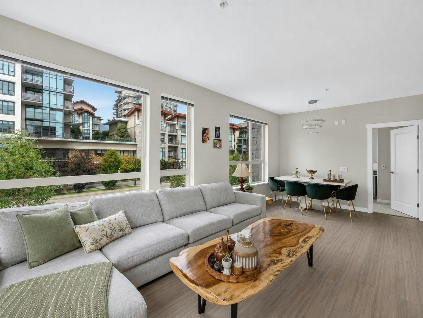 205-2663 Library Lane - 4