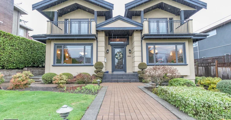 1969 Kings Avenue, West Vancouver, BC, V7V 2B6
