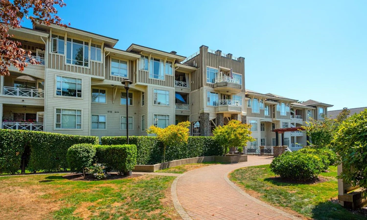 104-3625 Windcrest Drive