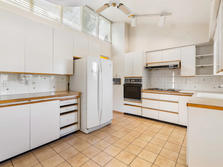 2019 Paulus Crescent, Burnaby, BC, V5A 2M2 - 9