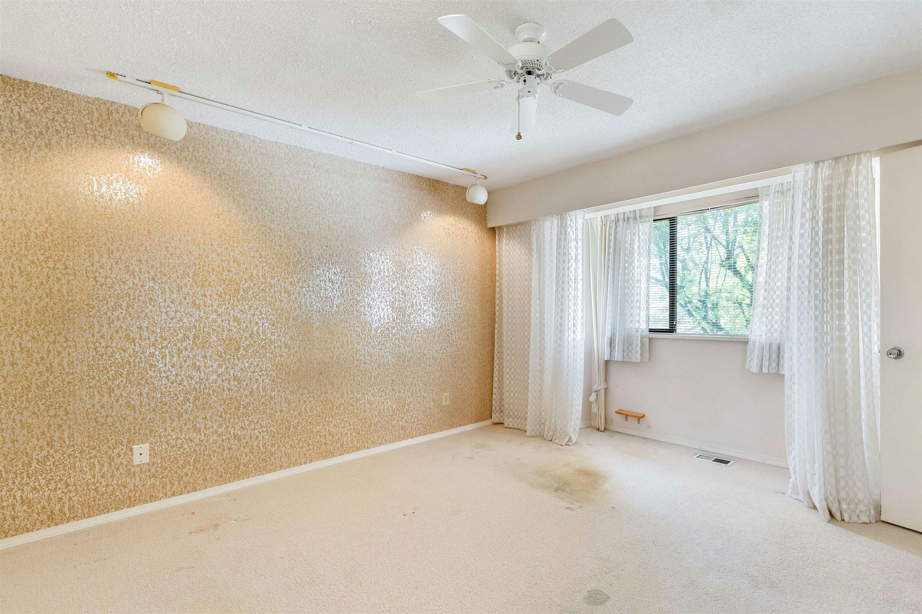 2019 Paulus Crescent, Burnaby, BC, V5A 2M2 - 22