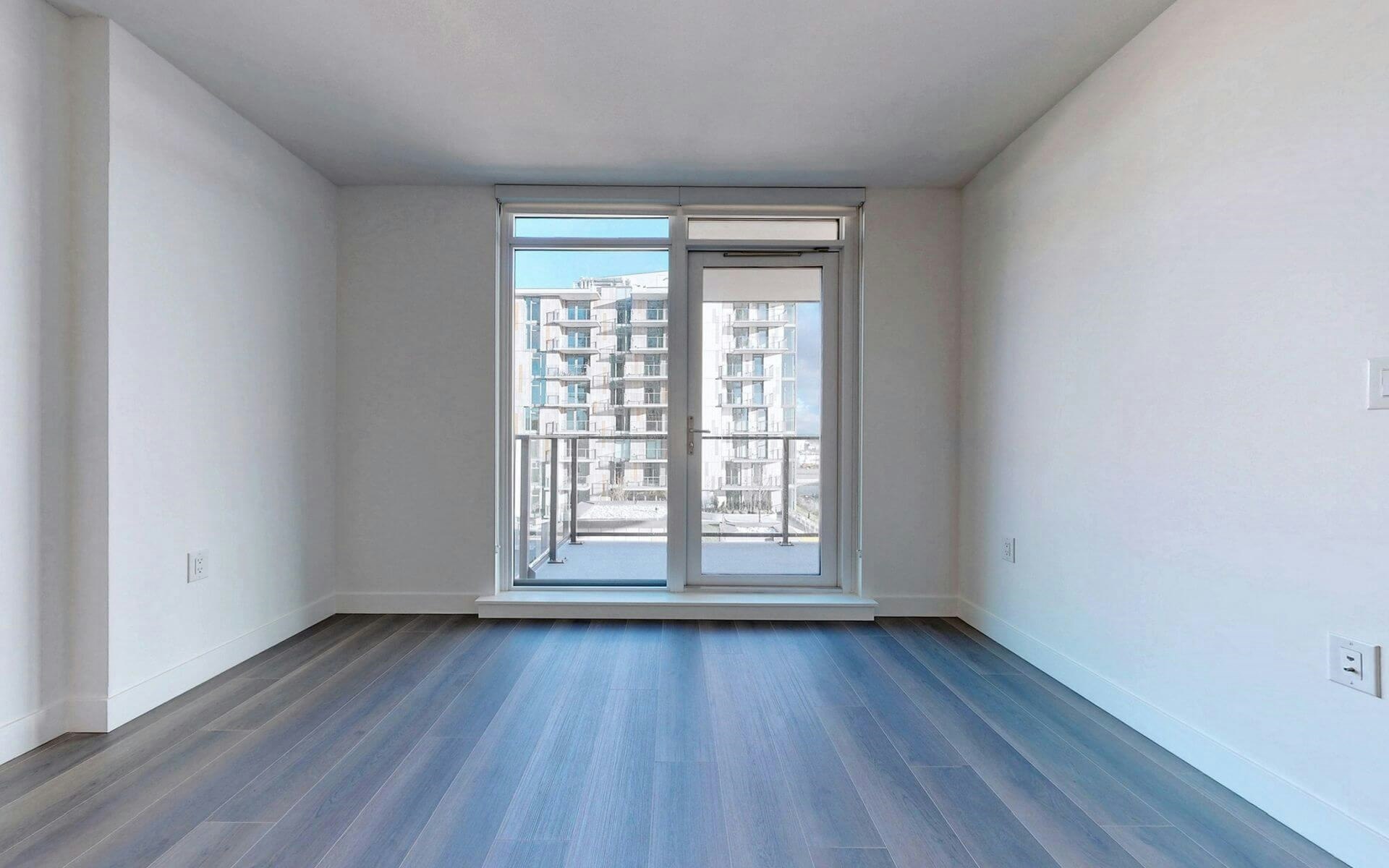 901-8188 Fraser Street, Vancouver, BC, V5X 0J8 - 3