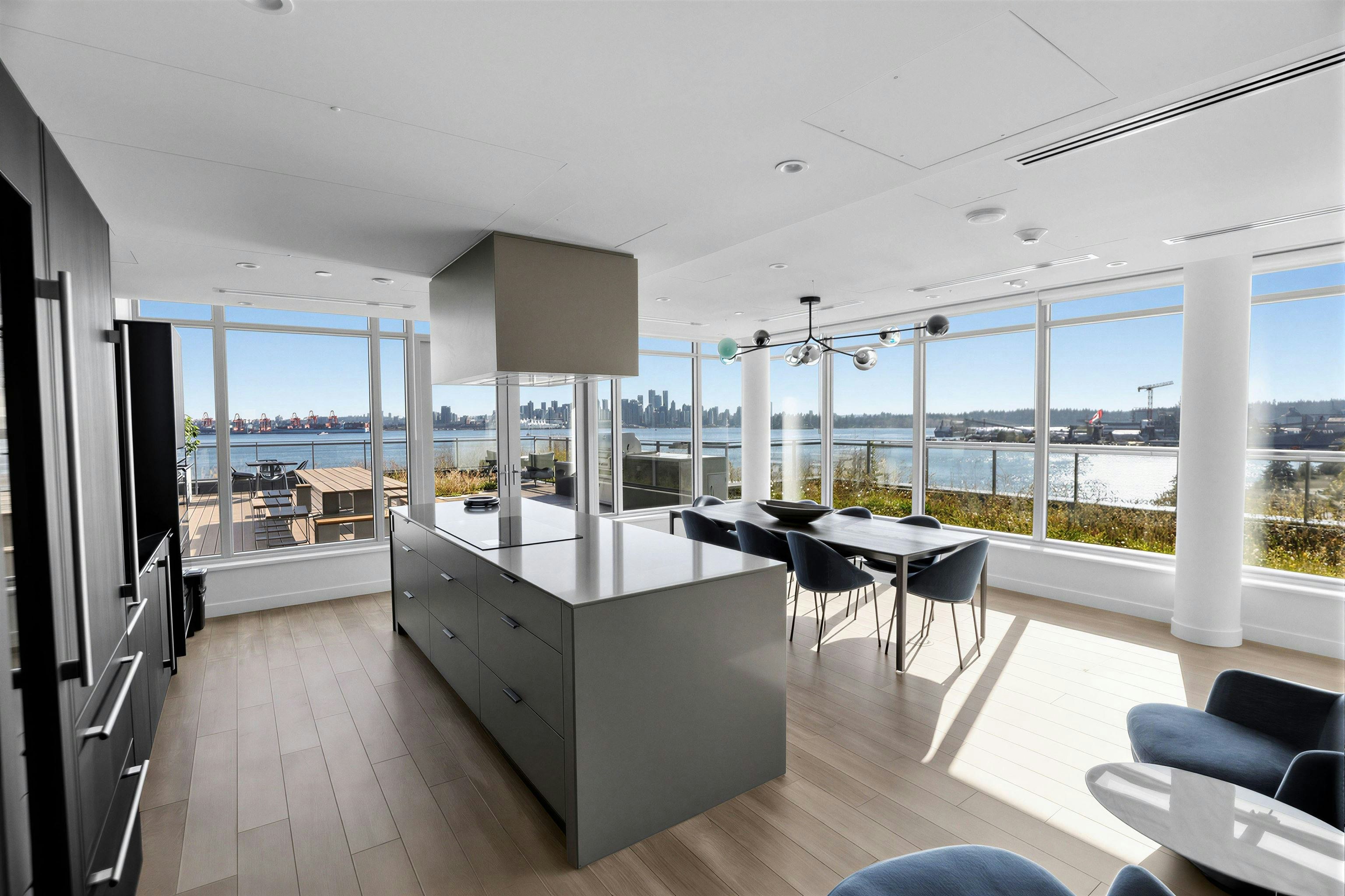 308-785 Harbour Way, North Vancouver, BC, V7P 0G3 - 9