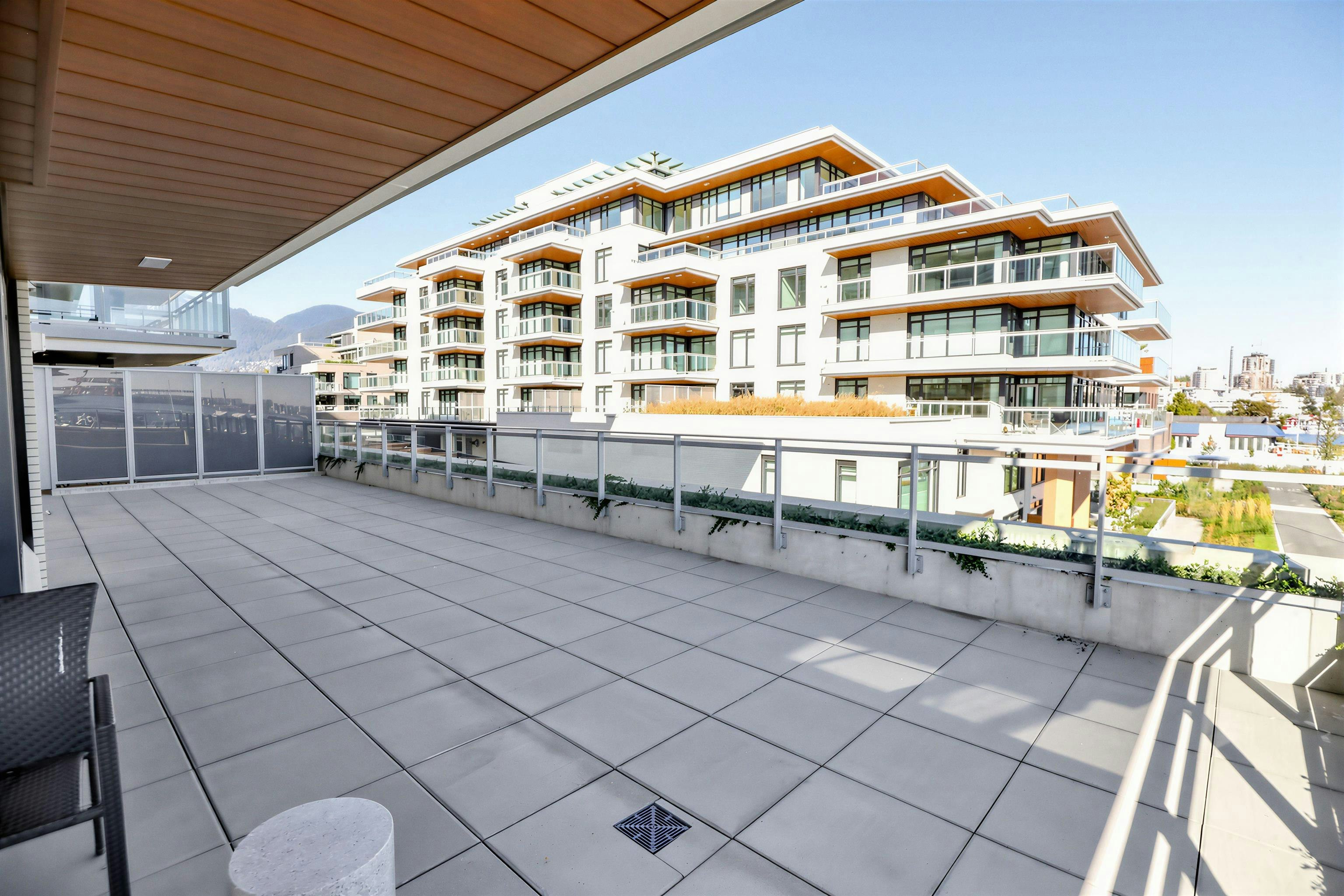308-785 Harbour Way, North Vancouver, BC, V7P 0G3 - 6
