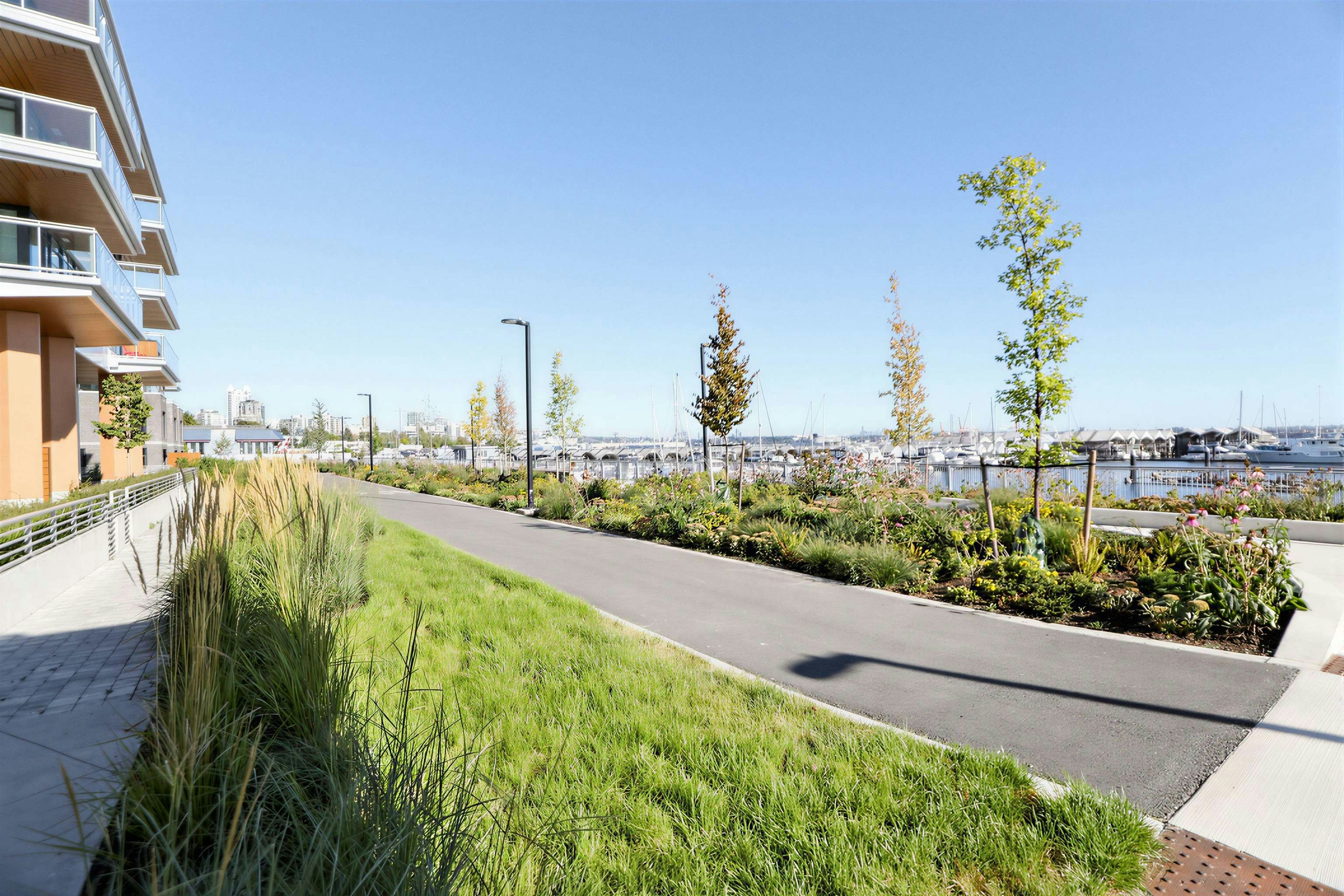 308-785 Harbour Way, North Vancouver, BC, V7P 0G3 - 35