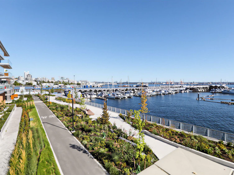308-785 Harbour Way, North Vancouver, BC, V7P 0G3 - 36