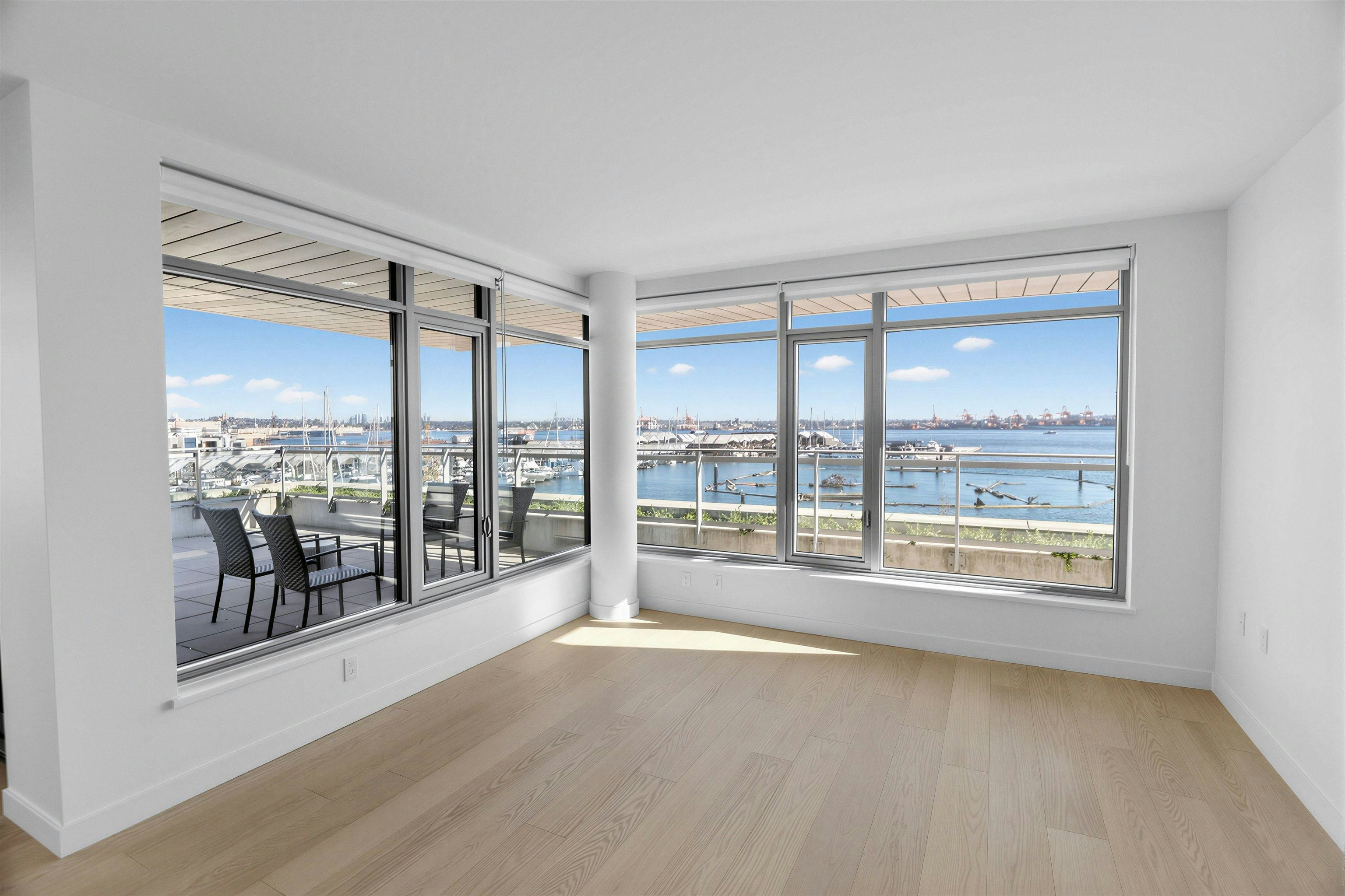 308-785 Harbour Way, North Vancouver, BC, V7P 0G3 - 16