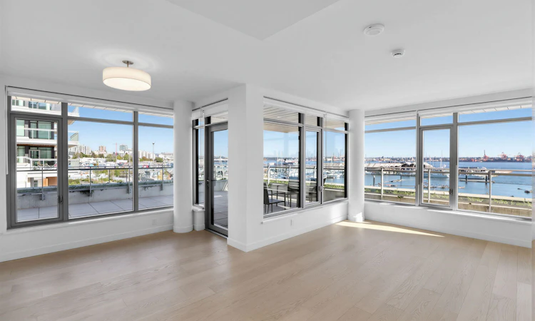 308-785 Harbour Way