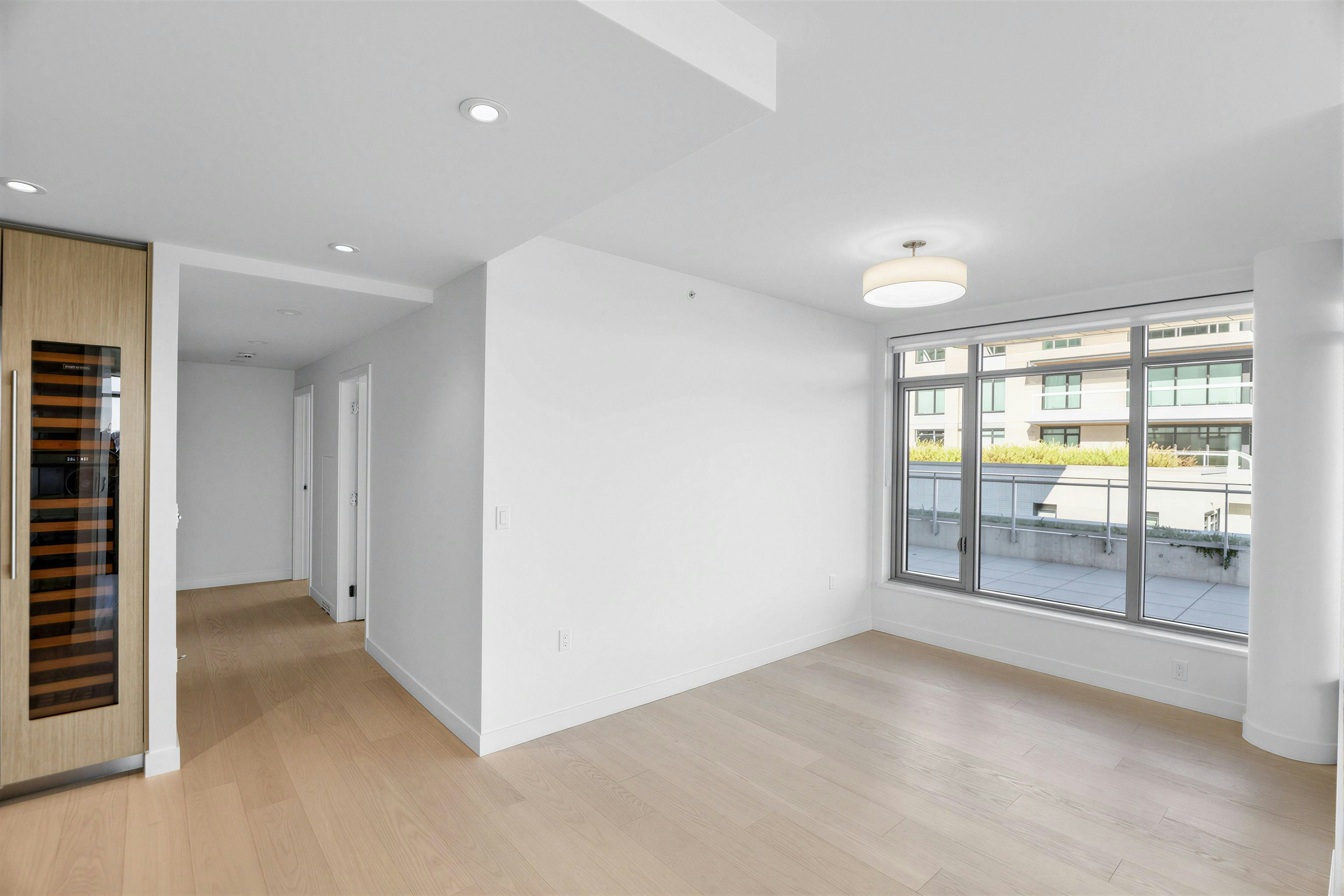 308-785 Harbour Way, North Vancouver, BC, V7P 0G3 - 13