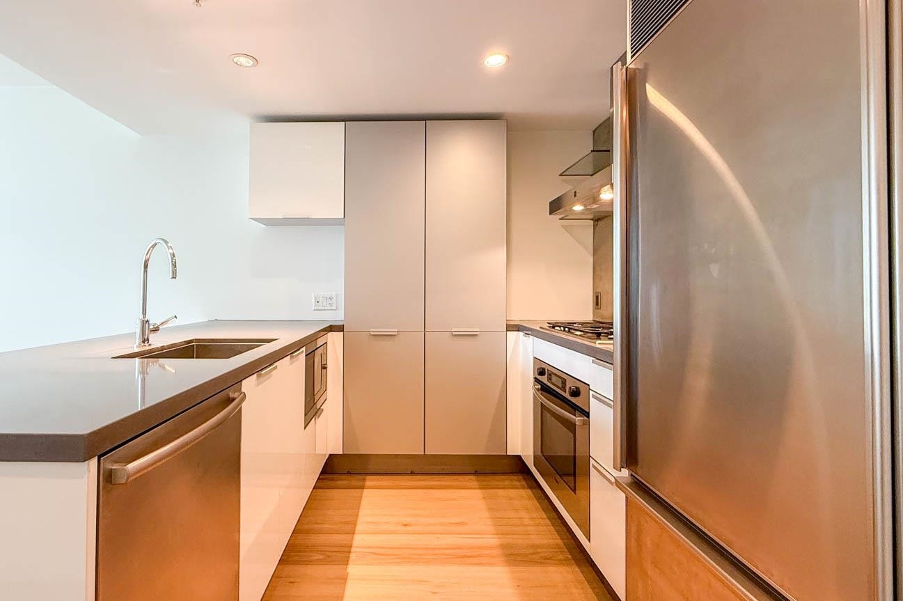 1904-788 Richards Street, Vancouver, BC, V6B 3A4 - 2
