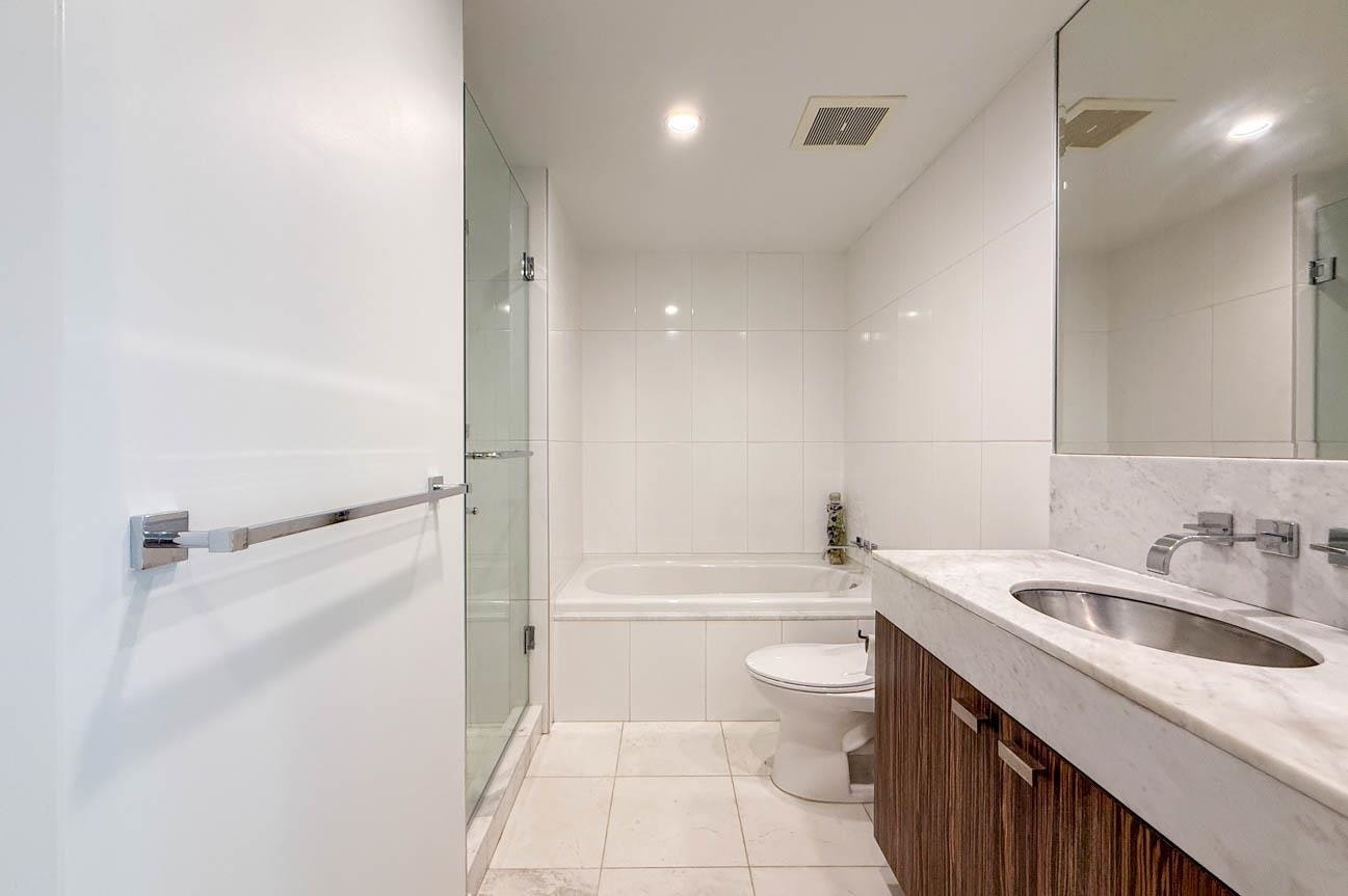 1904-788 Richards Street, Vancouver, BC, V6B 3A4 - 17