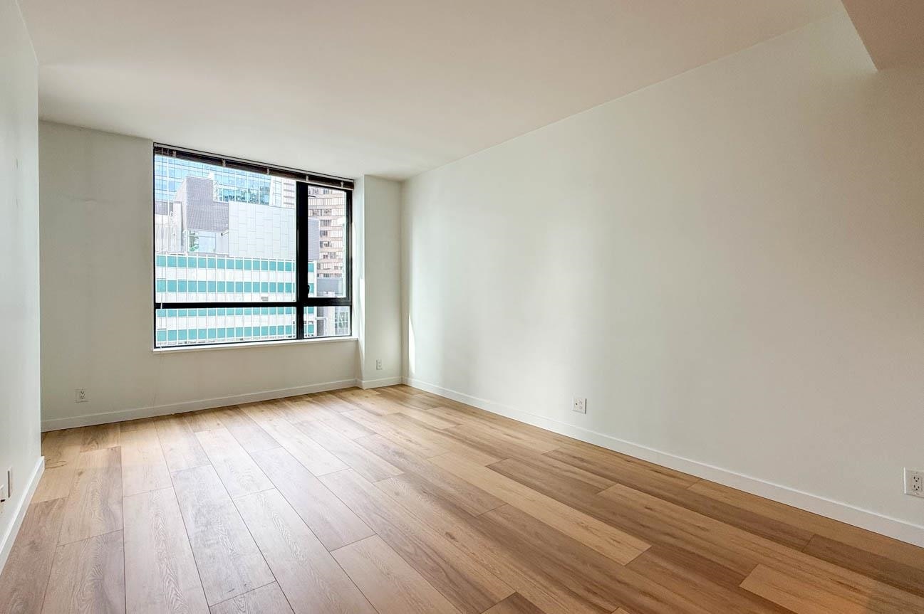 1904-788 Richards Street, Vancouver, BC, V6B 3A4 - 9