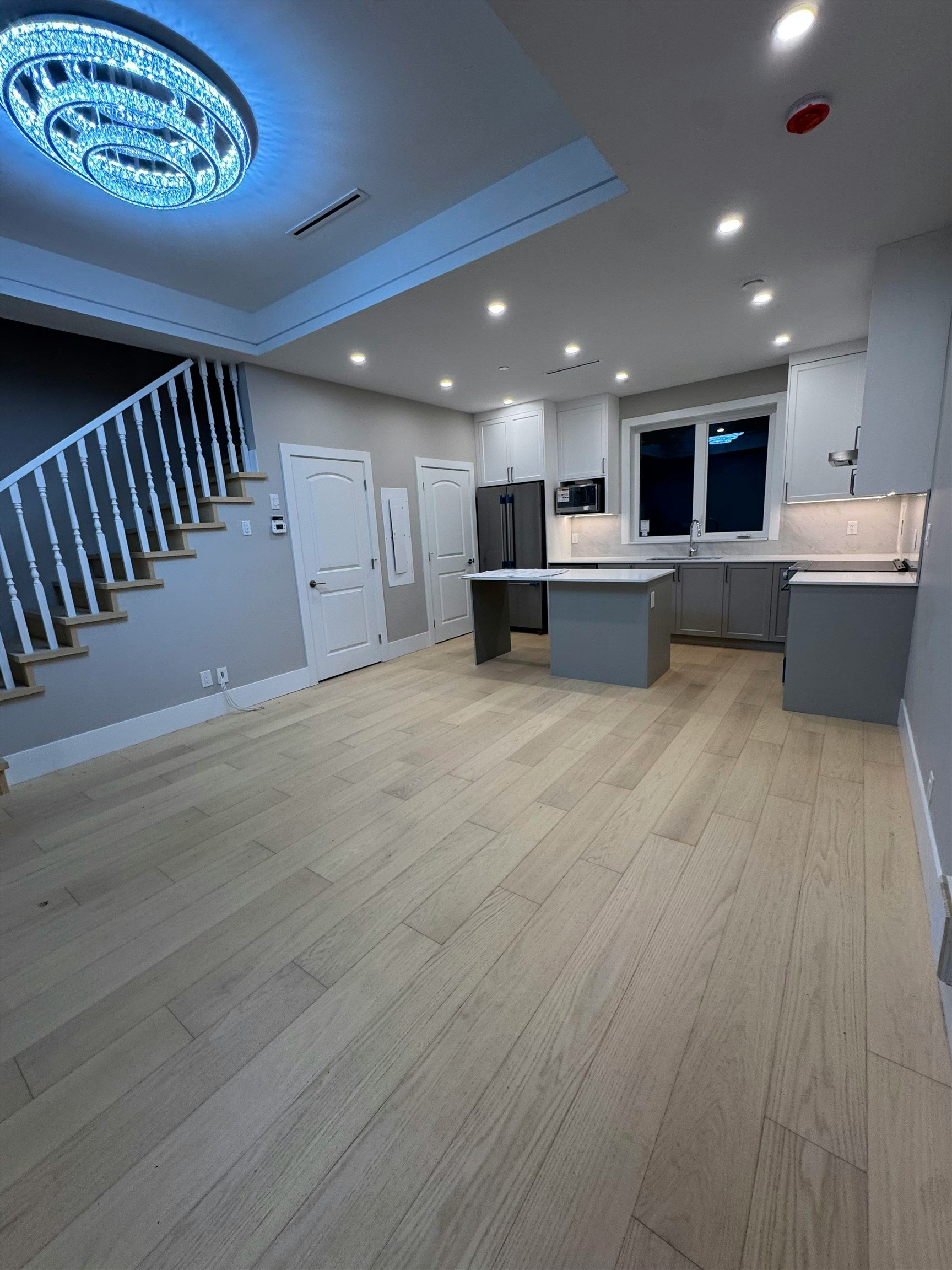 4690 W 6 Avenue, Vancouver, BC, V6R 1V7 - 13