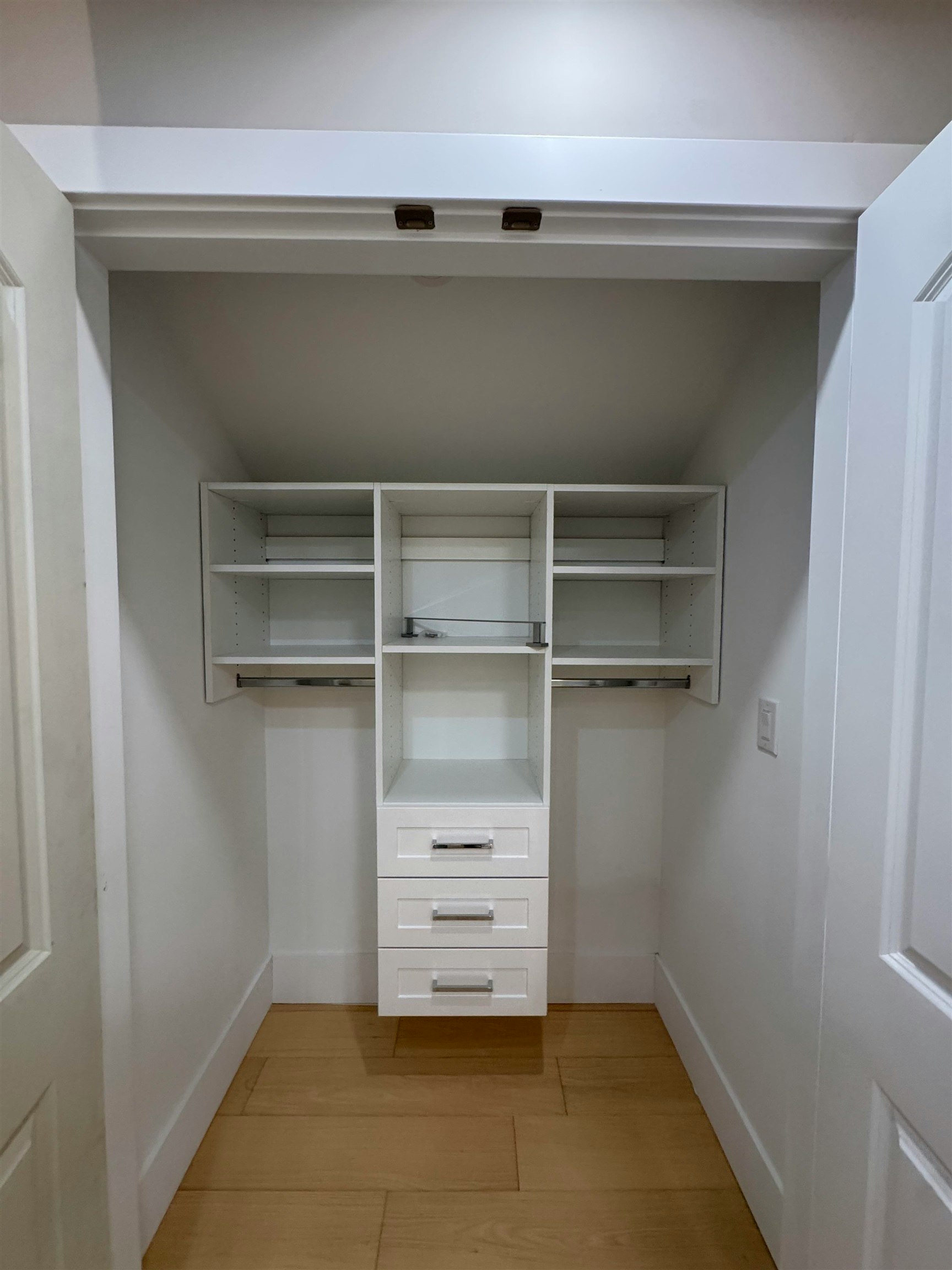 4690 W 6 Avenue, Vancouver, BC, V6R 1V7 - 11