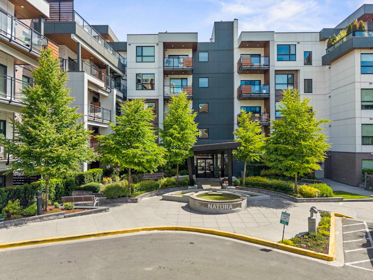 204-3182 Gladwin Road, Abbotsford, BC, V2T 0K8