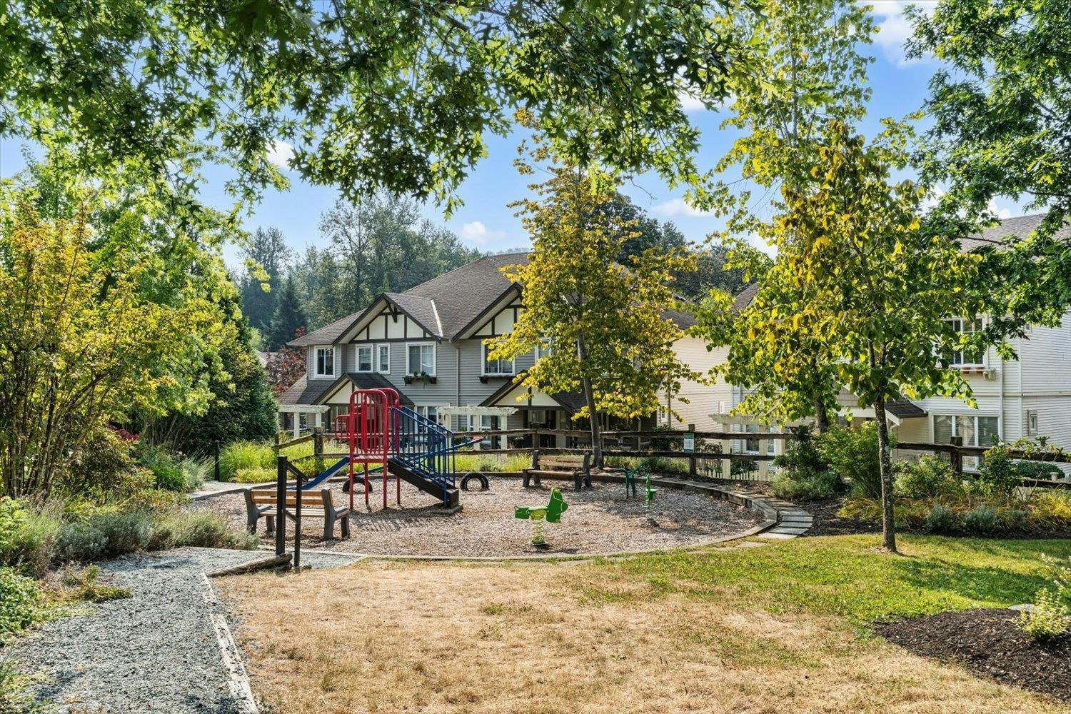 2-4401 Blauson Boulevard, Abbotsford, BC, V3G 0A4 - 31