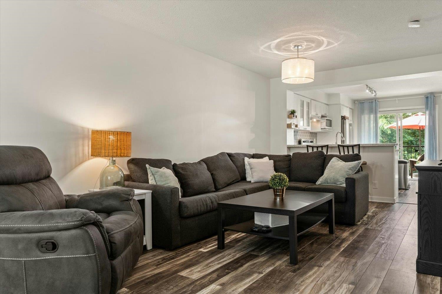 2-4401 Blauson Boulevard, Abbotsford, BC, V3G 0A4 - 8