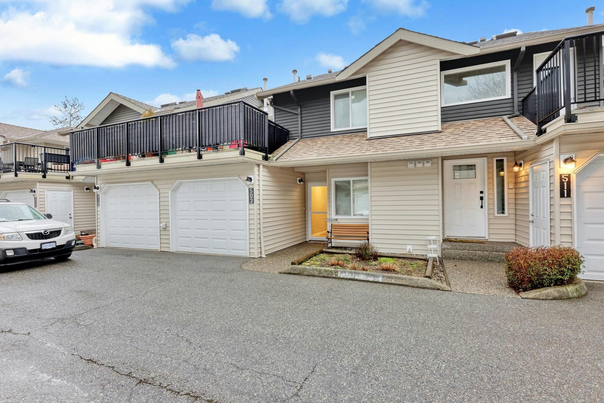 502-8972 Fleetwood Way, Surrey, BC, V3R 0T5