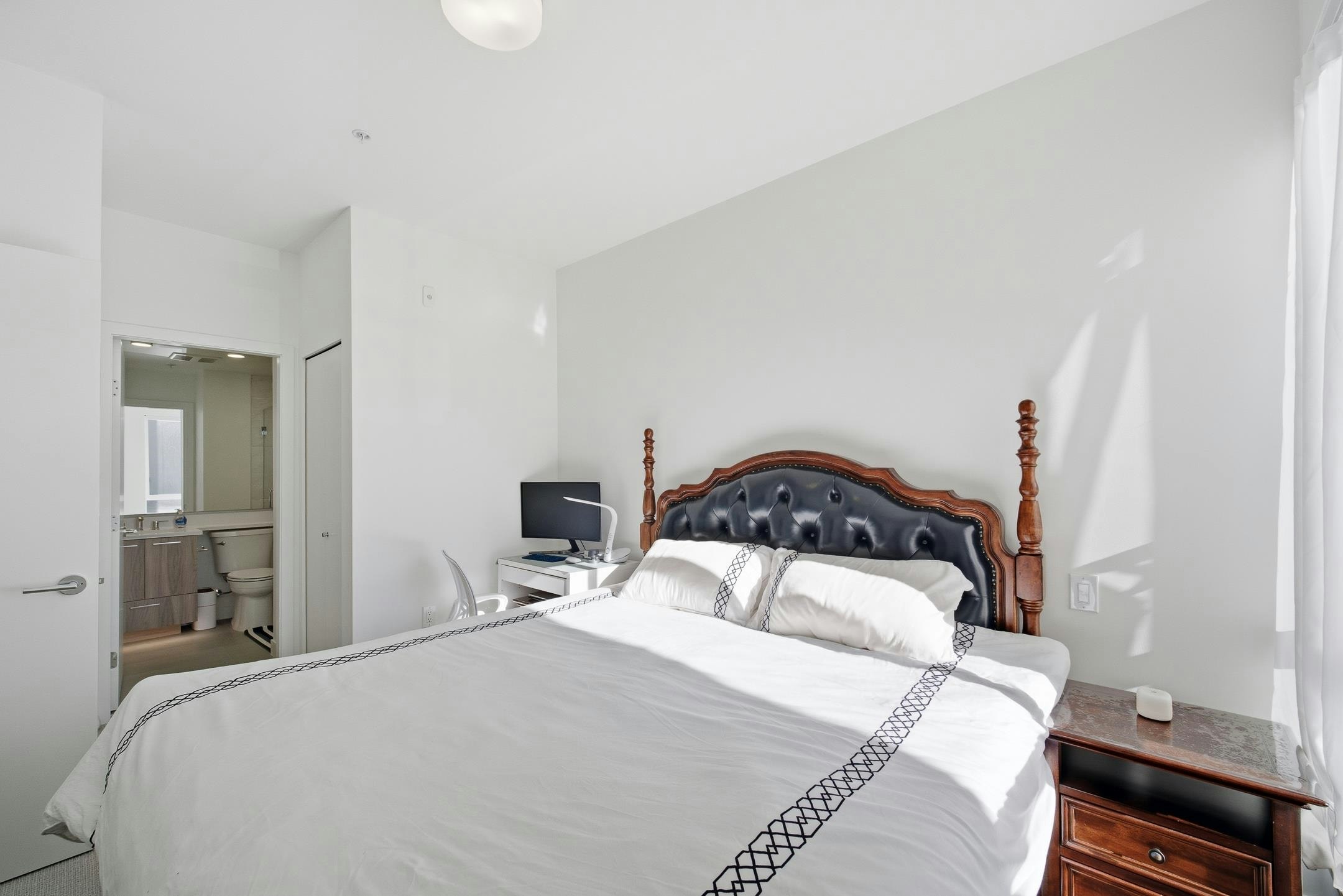 3xx-7588 16th Street, Burnaby, BC, V3N 0H8 - 12