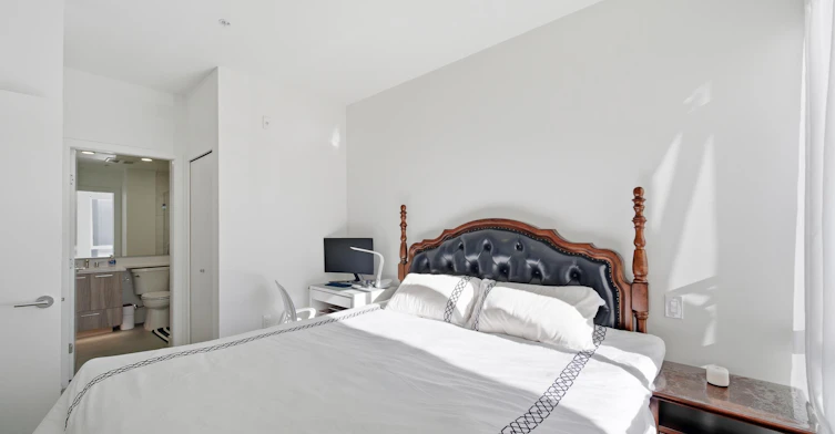 3xx-7588 16th Street, Burnaby, BC, V3N 0H8 - 12