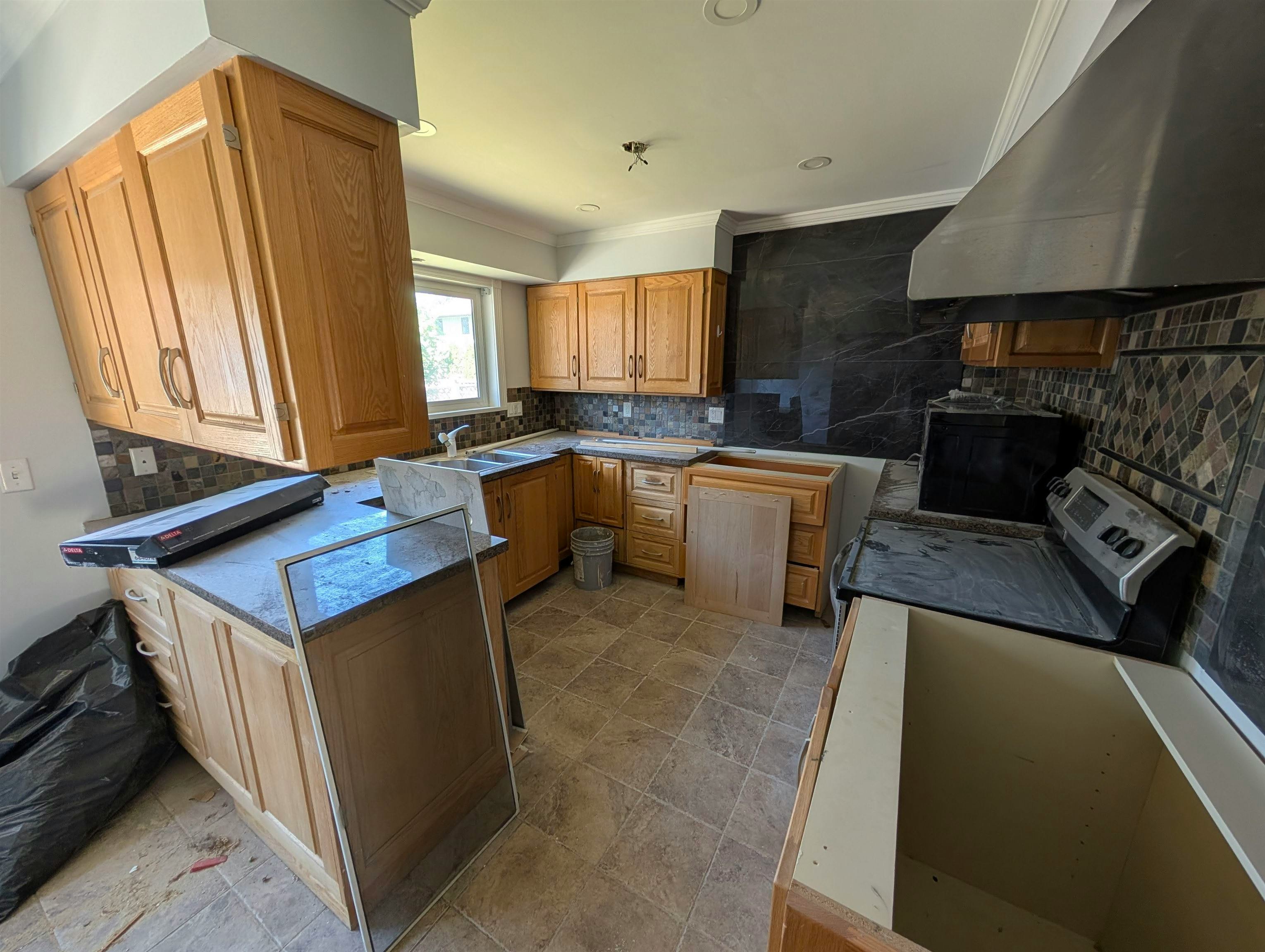 4BED SUITE-10XXX Southport Road, Richmond, BC, V7A 4J7 - 2