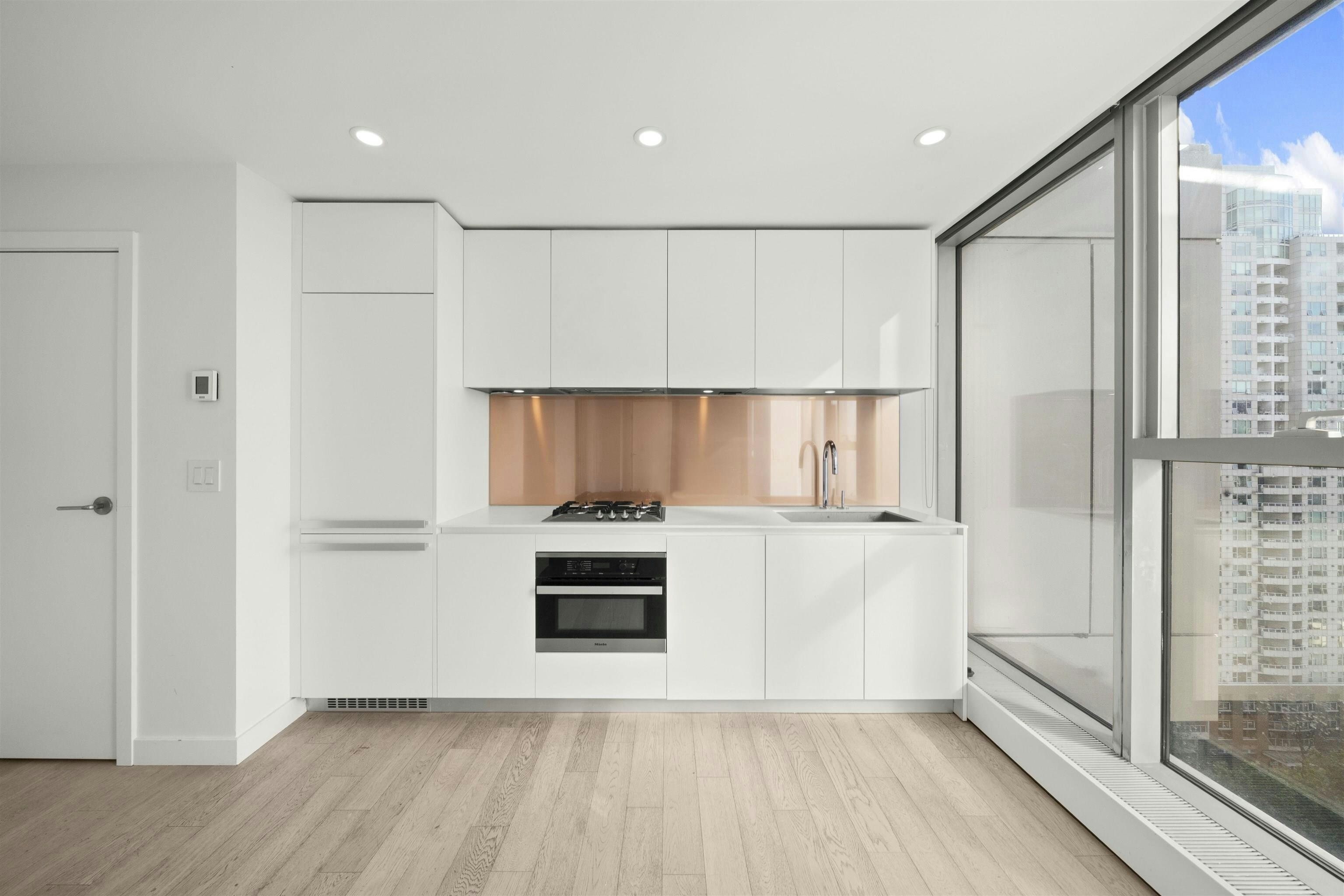 1907-1480 Howe Street, Vancouver, BC, V6Z 0G5 - 4