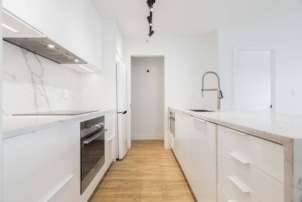 1408-938 Smithe Street, Vancouver, BC, V6Z 3H8 - 14