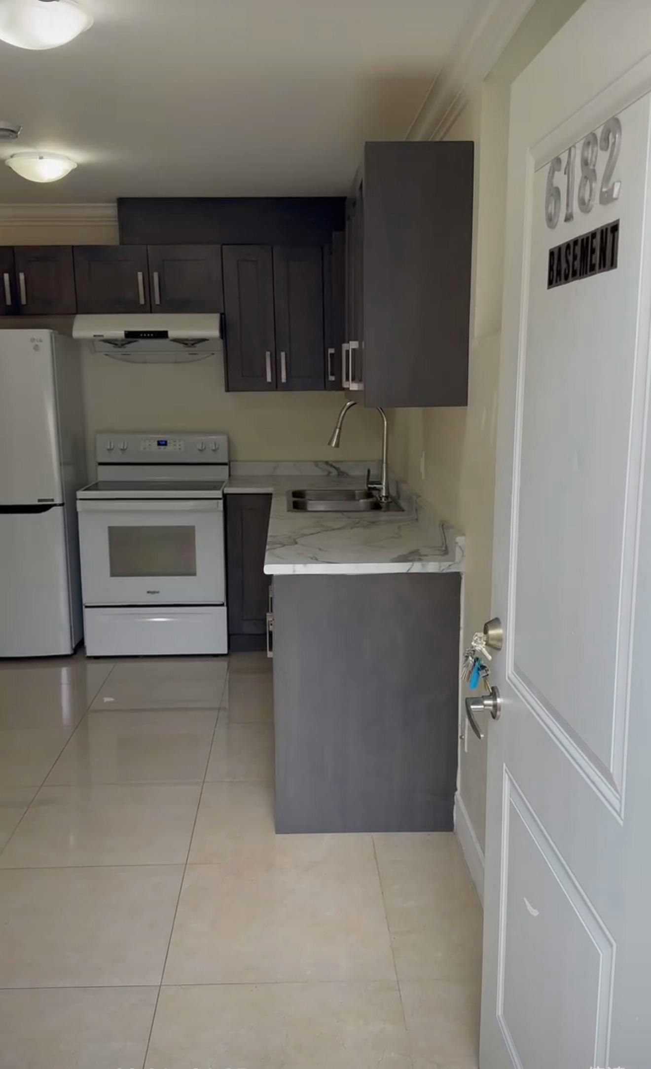 6182 Commercial Street, Vancouver, BC, V5P 3N9 - 3