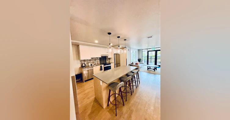 5th floor-3319 148 Street, Surrey, BC, V4P 0J2 - 11