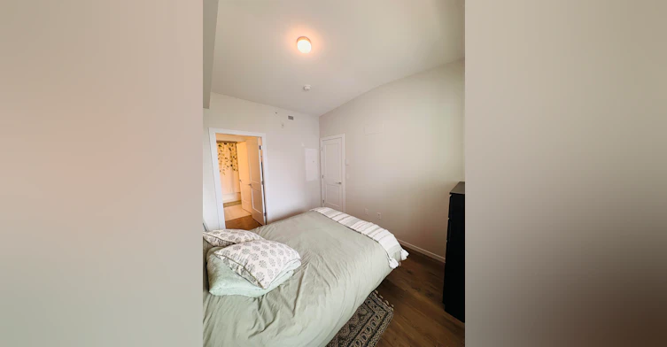 5th floor-3319 148 Street, Surrey, BC, V4P 0J2 - 5
