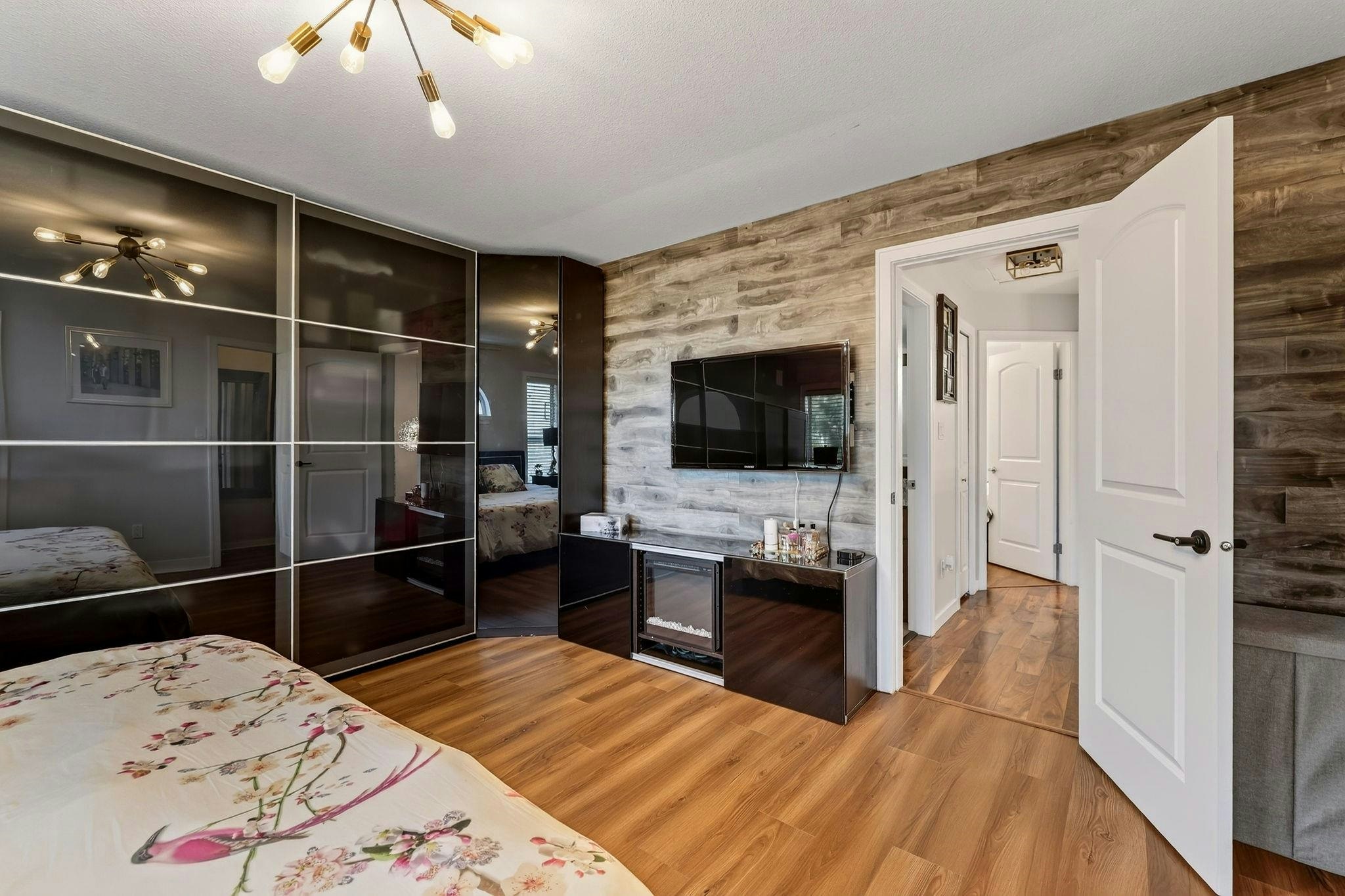 187 Warrick Street, Coquitlam, BC, V3K 6C1 - 8