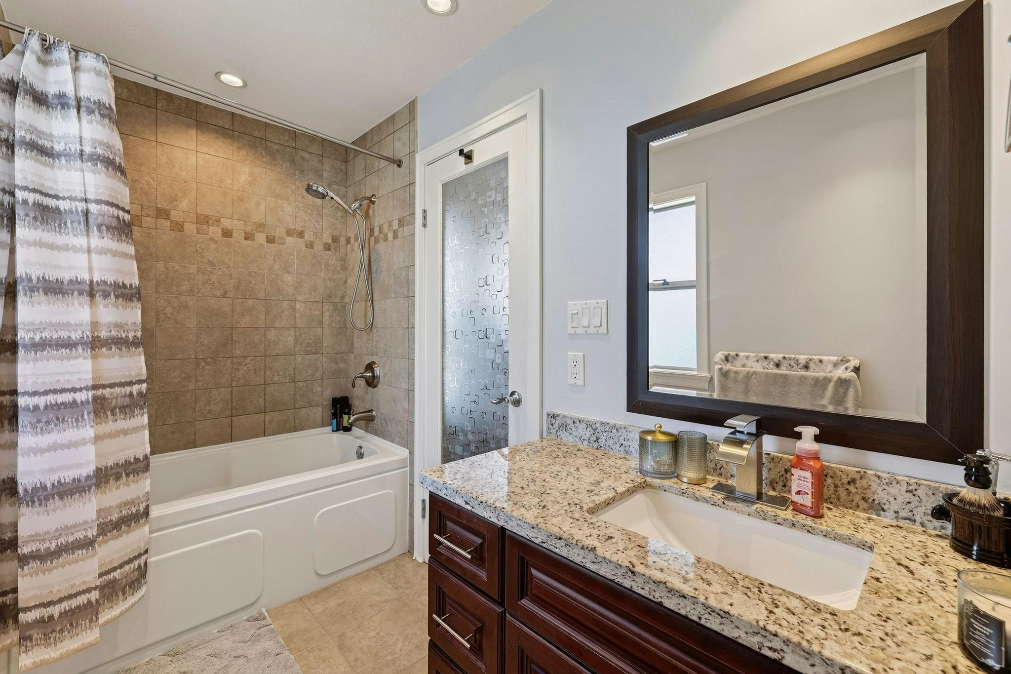 187 Warrick Street, Coquitlam, BC, V3K 6C1 - 23