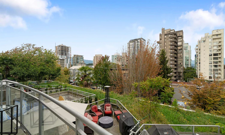 306-1688 Robson Street