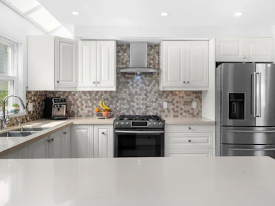 4-230 W 16th Street - 4