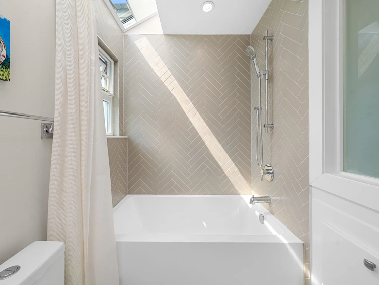 4-230 W 16th Street, North Vancouver, BC, V7M 1T6 - 27