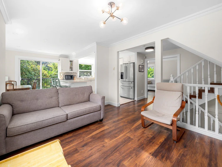 4-230 W 16th Street, North Vancouver, BC, V7M 1T6 - 14