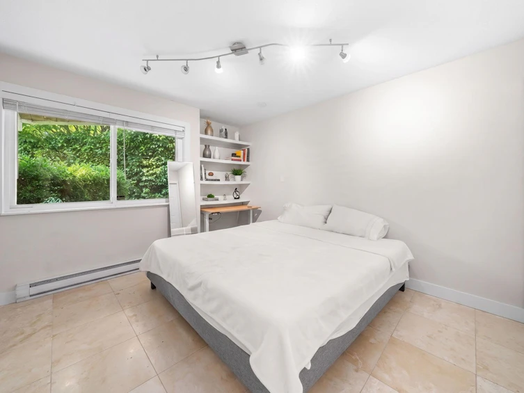 4-230 W 16th Street, North Vancouver, BC, V7M 1T6 - 30