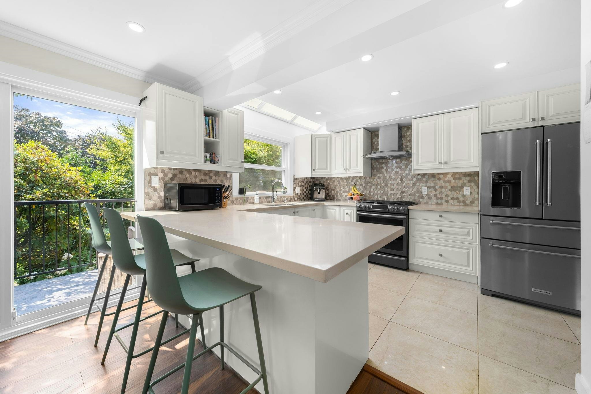 4-230 W 16th Street - 5