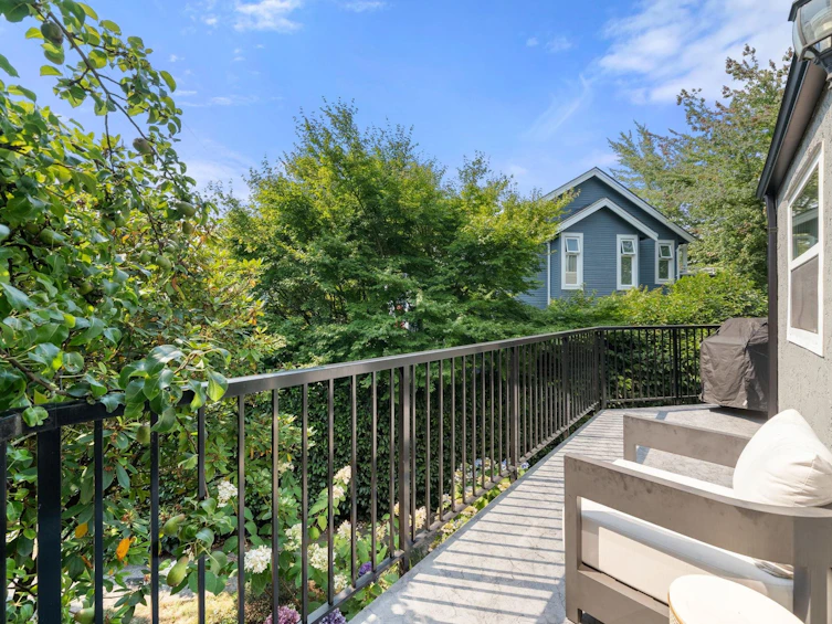 4-230 W 16th Street, North Vancouver, BC, V7M 1T6 - 18