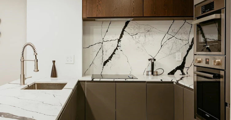 407-1455 Robson Street, Vancouver, BC, V6G 1C1