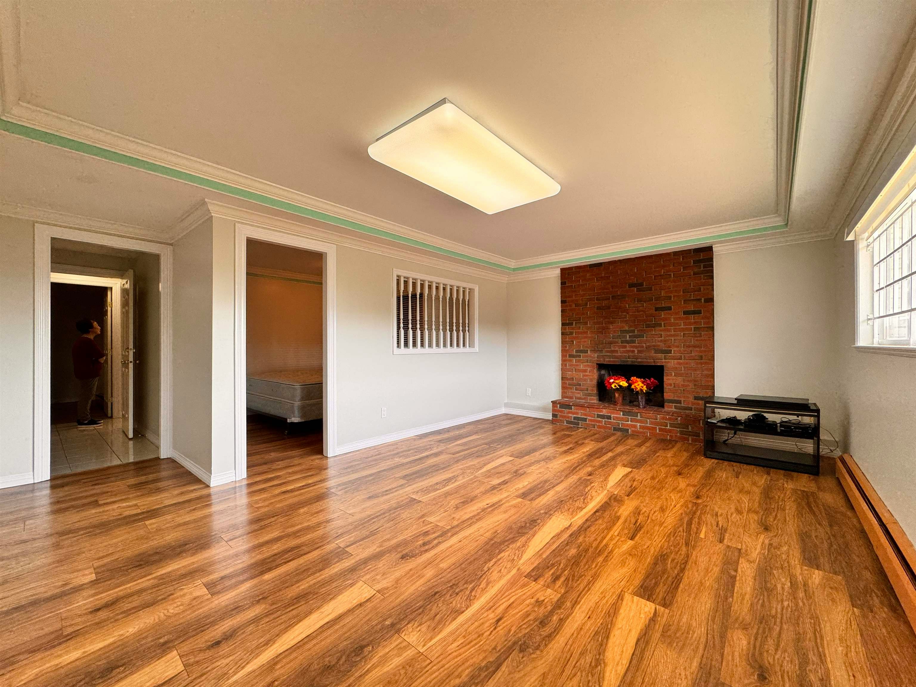 Lower-120 Springer Avenue, Burnaby, BC, V5B 3K3 - 8